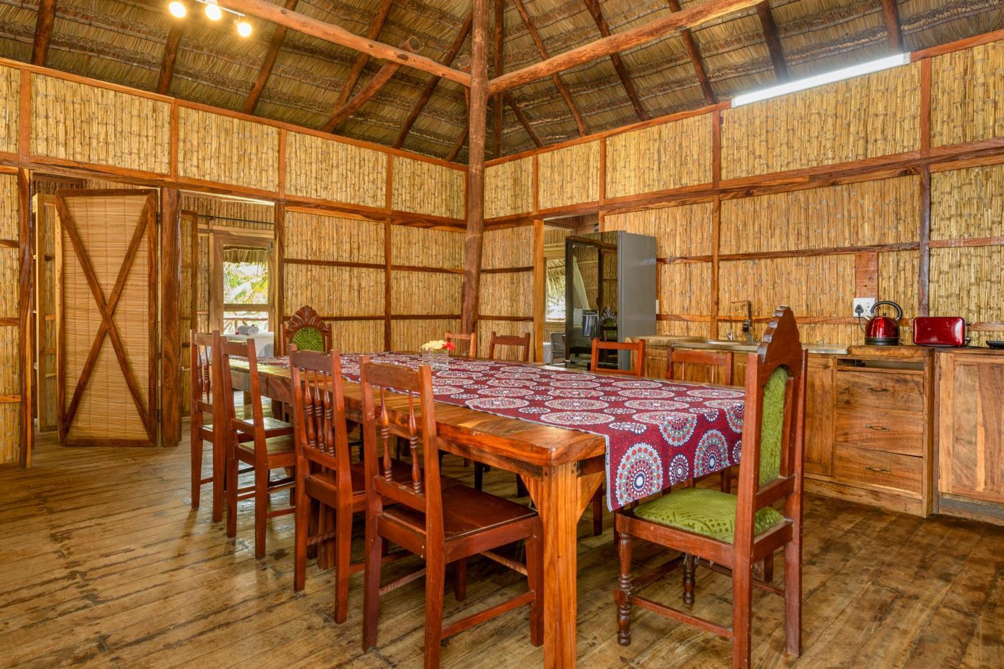 Ocean Pearl Beach Lodge Vilanculos Exterior foto